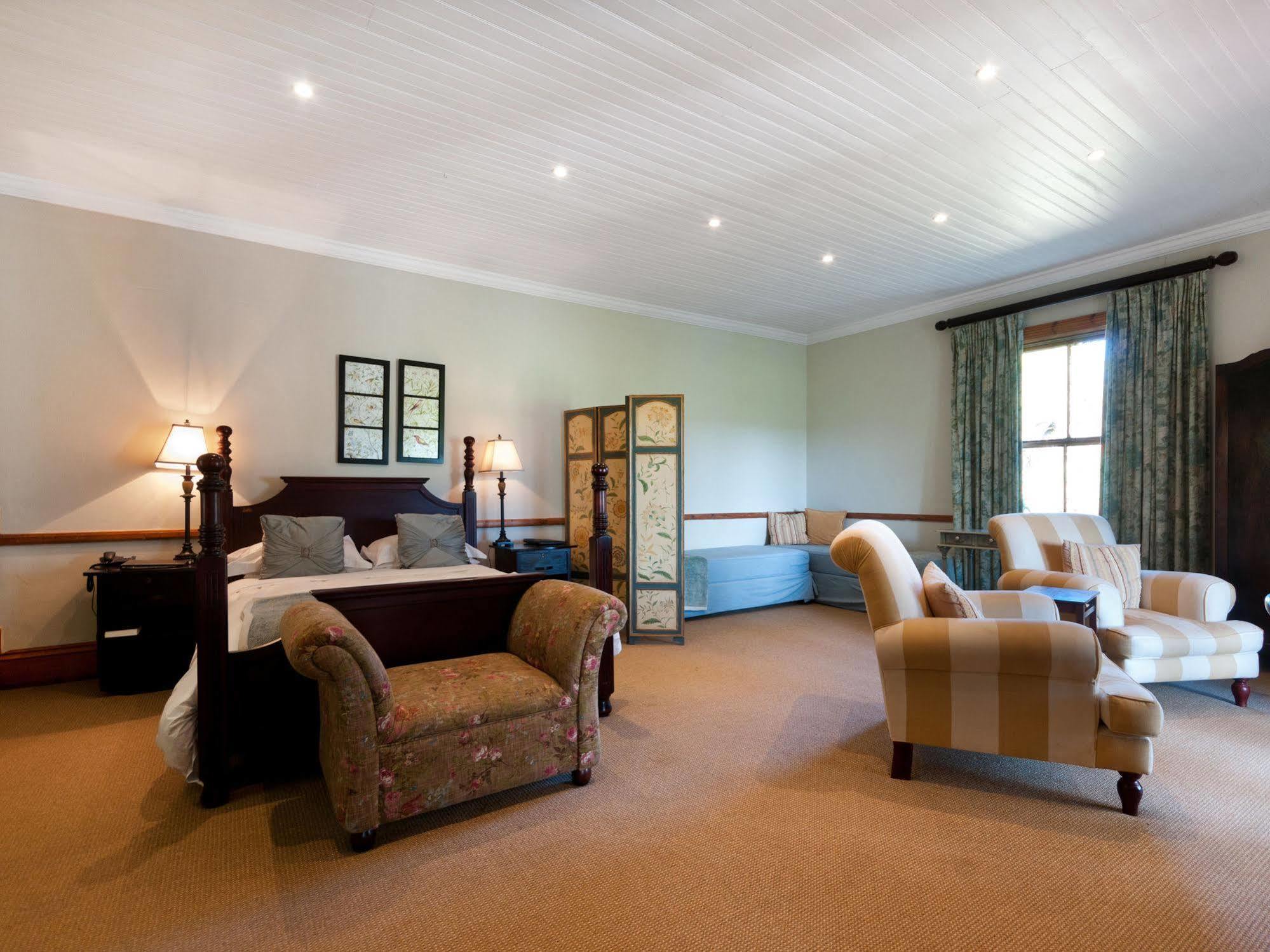 Leeuwenbosch Country House - Amakhala Game Reserve Luaran gambar
