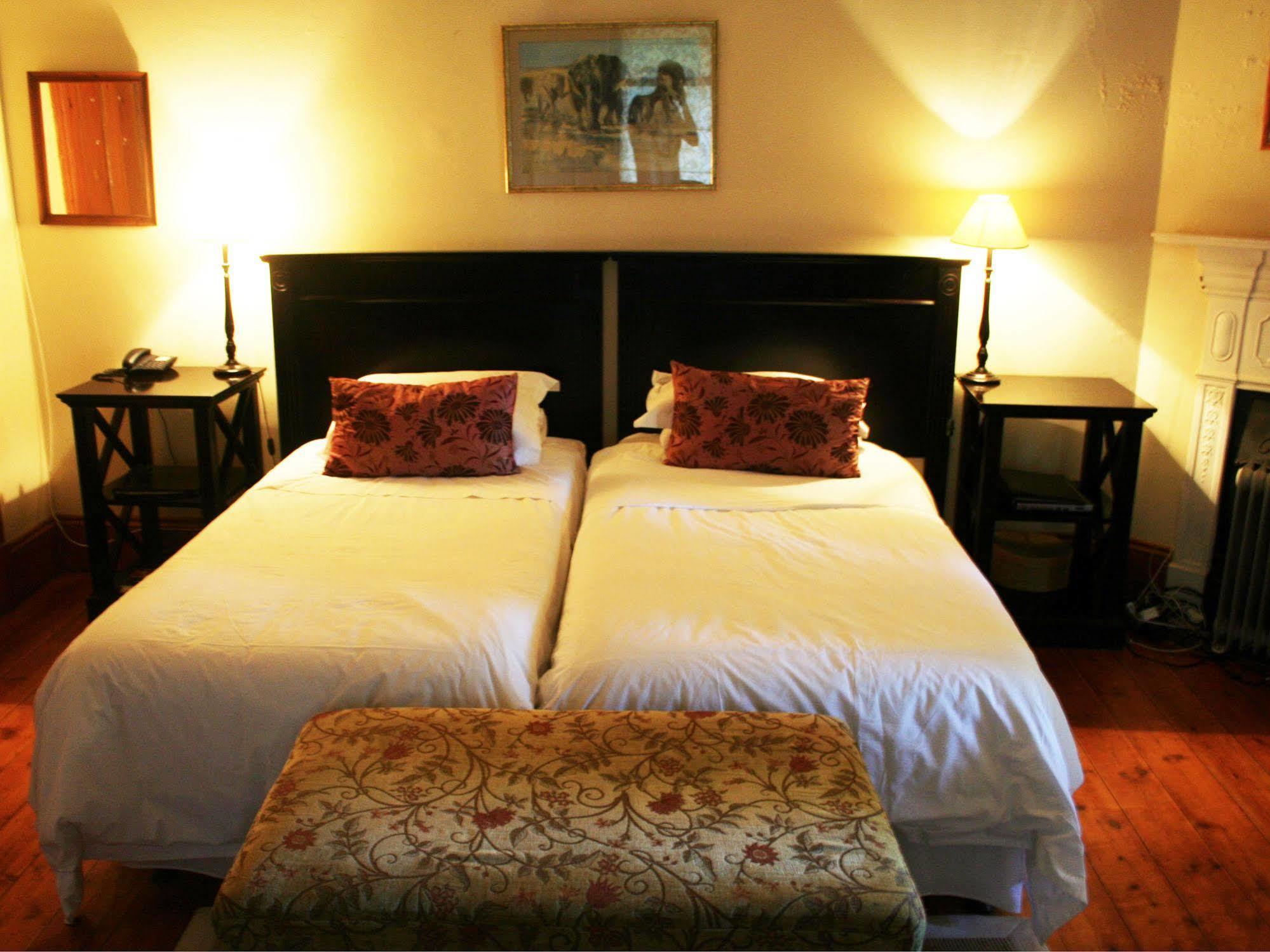 Leeuwenbosch Country House - Amakhala Game Reserve Luaran gambar